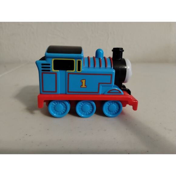 Thomas & Friends Pullback 2009 Thomas the Tank Engine Train Mattel - Picture 2 of 6